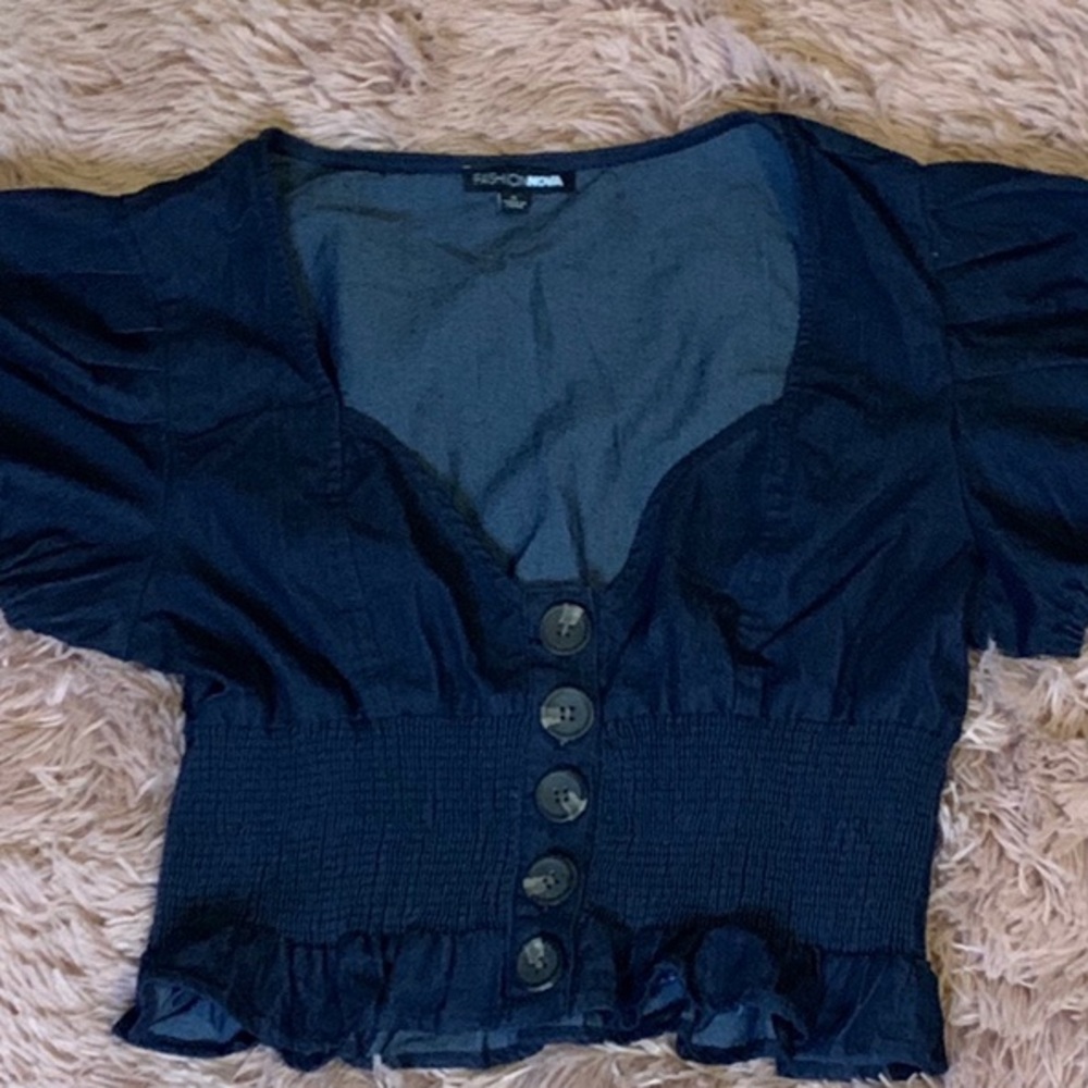 New Fashion Nova puff sleeve cropped blouse